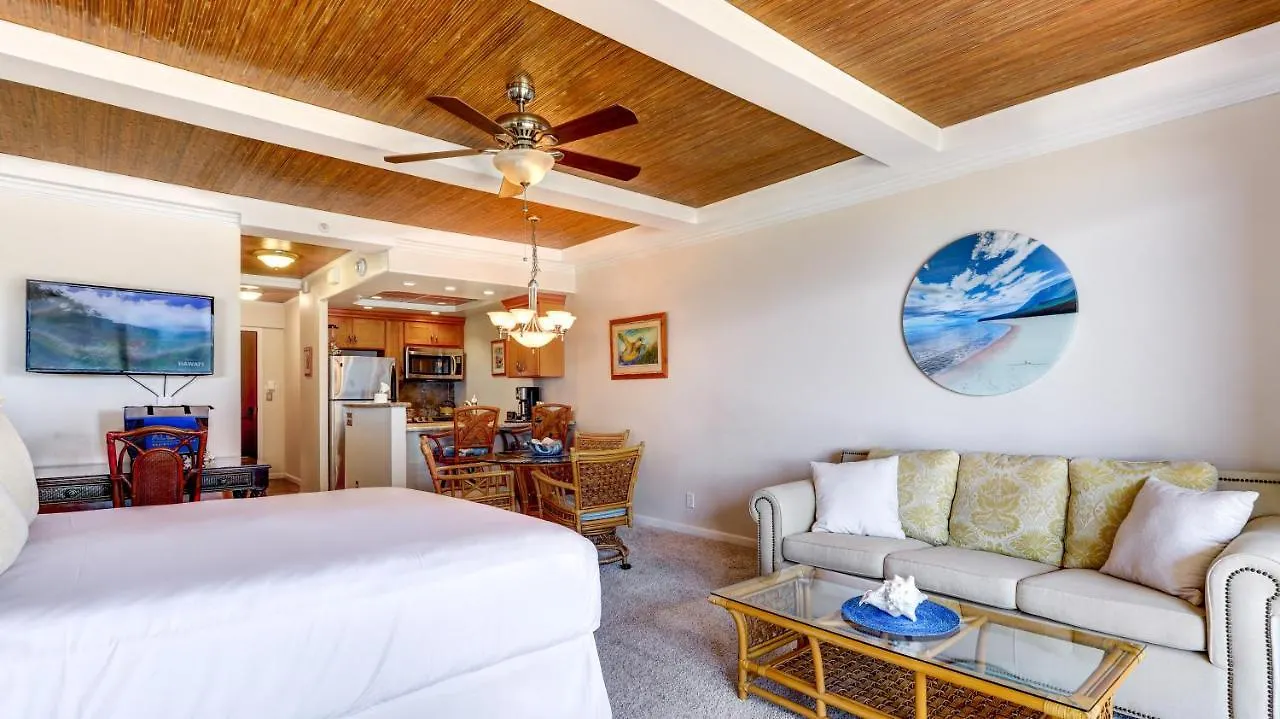 The Whaler Resort: Suite 515~Studio With Stunning Center Courtyard & Ocean Views ラハイナ